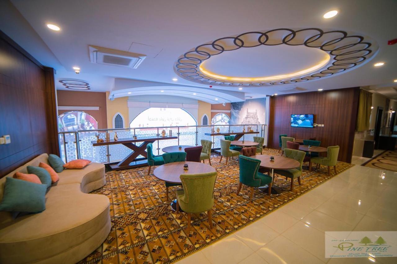 Pinetree Suites Hail Extérieur photo