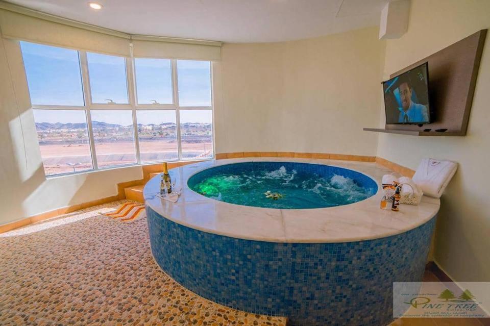 Pinetree Suites Hail Extérieur photo